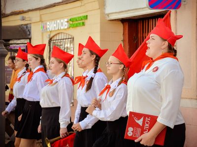 UBekpoVXOks